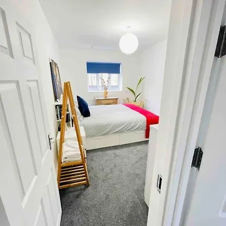 Lovely 1 Bedroom Flat+Living Room With A Sofa Bed London Exterior photo